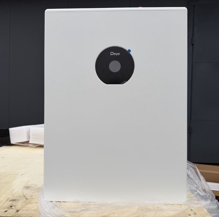 Гібридний інвертор 6кВт Deye SUN-6K-SG05LP1-EU-AM2-P