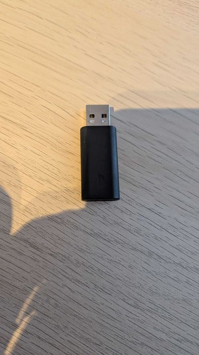 Playstation 4 gold headset USB dongle