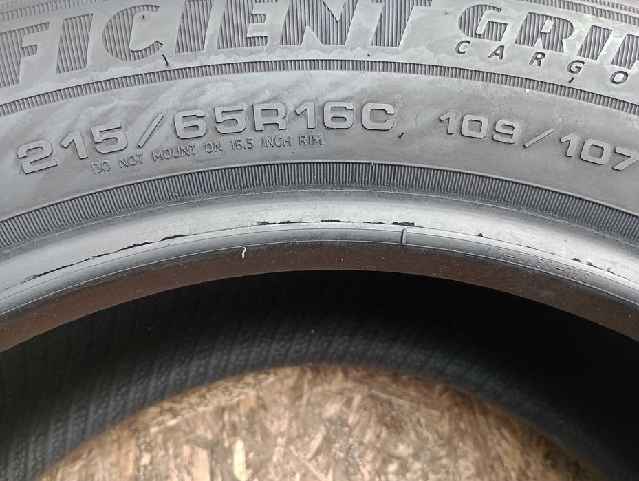 Opony letnie 2x215/65 R16C Goodyear Efficient Grip