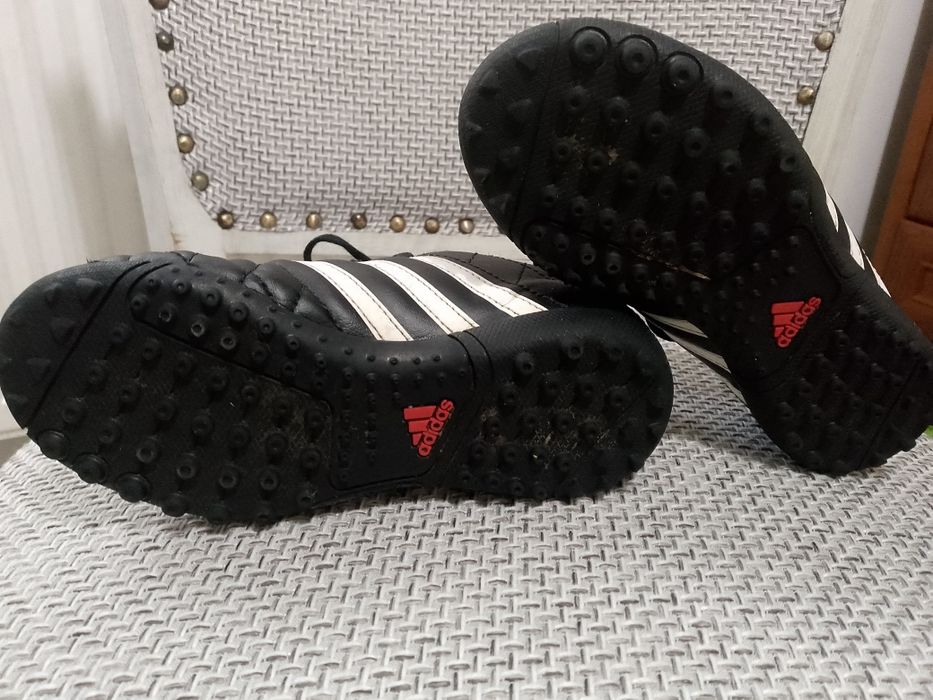Buty sportowe dla chłopca r31