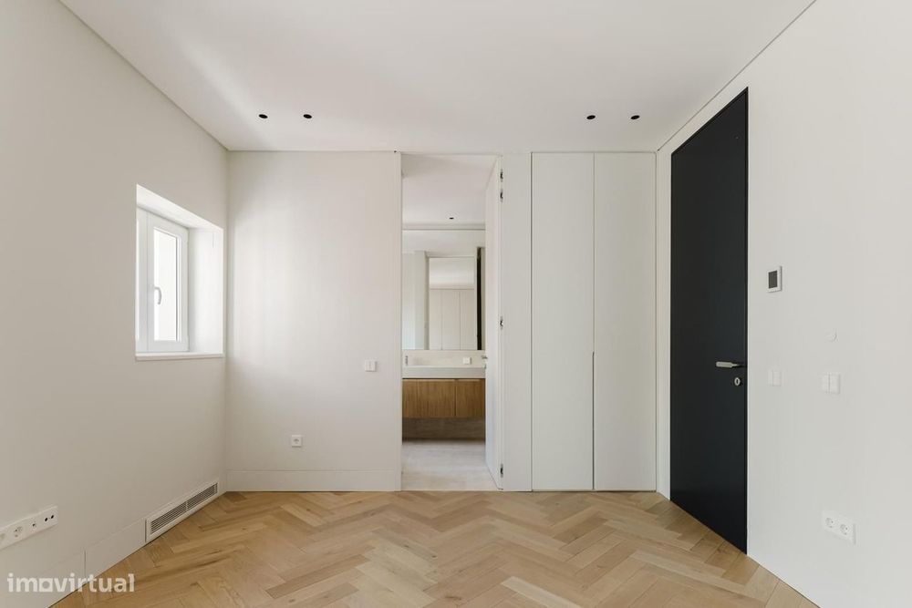 Penthouse T5 com vista, Campo Mártires da Pátria, Lisboa