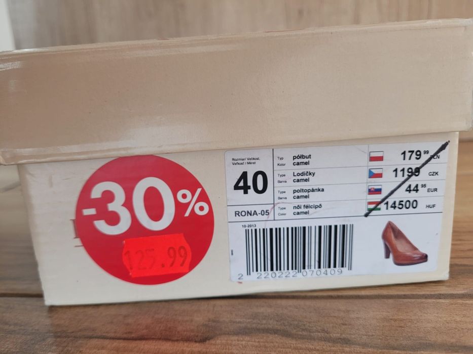 Półbuty na obcasie firmy Lasocki skóra rozmiar 40