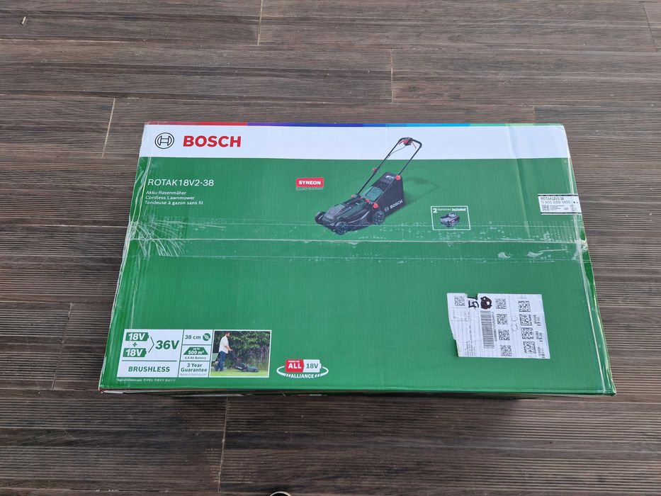 Bosch ROTAK18V2-38 - inclui 2 x 18V baterias e carregador
