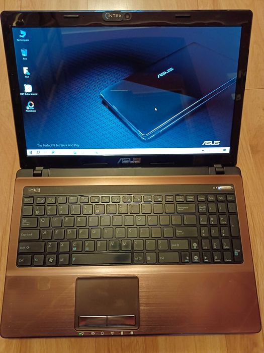 Laptop Asus K53 - 15"/WIN10 ssd-240gb /ram-12gb /cpu-i3 /nVidia+Intel