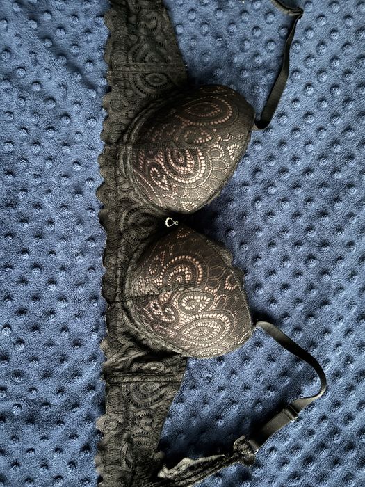 Biustonosz Esotiq 75B push up