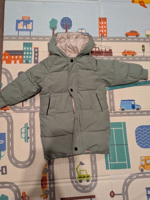 продам дитячу куртку для хлопчика 3-5 років..