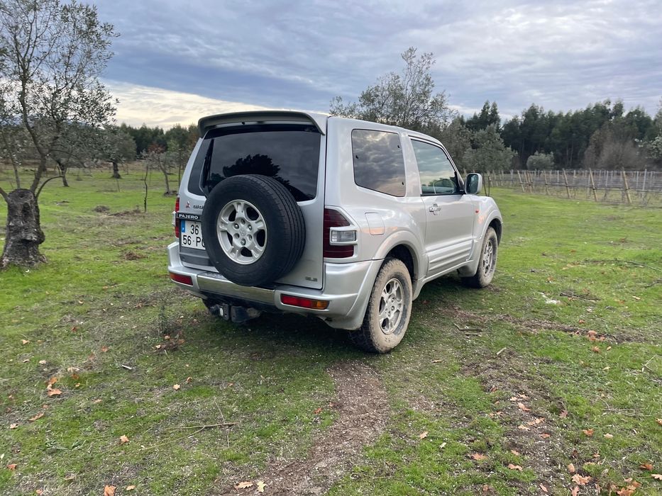 Mitsubishi pajero