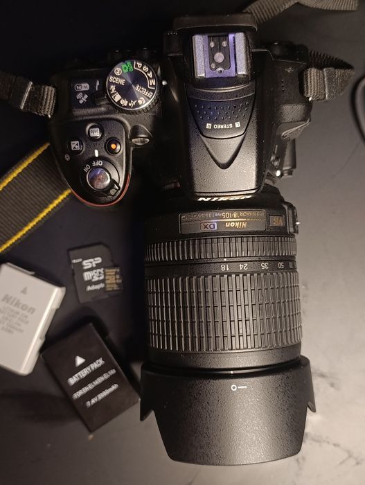 Фотоапарат дзеркальний Nikon D5300 + об'єктив Nikkor  18-105mm