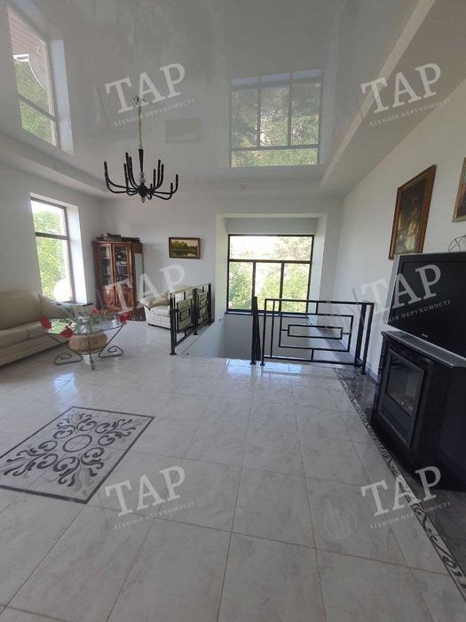 Без % риелтору. Продам 2-х этажный дом с. Артюховка, Змиевской район.