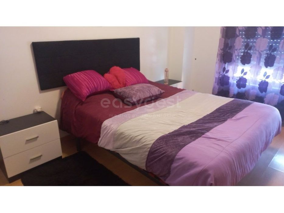 Apartamento T3 com Arrecadação e Lugar de Garagem em Santarém.