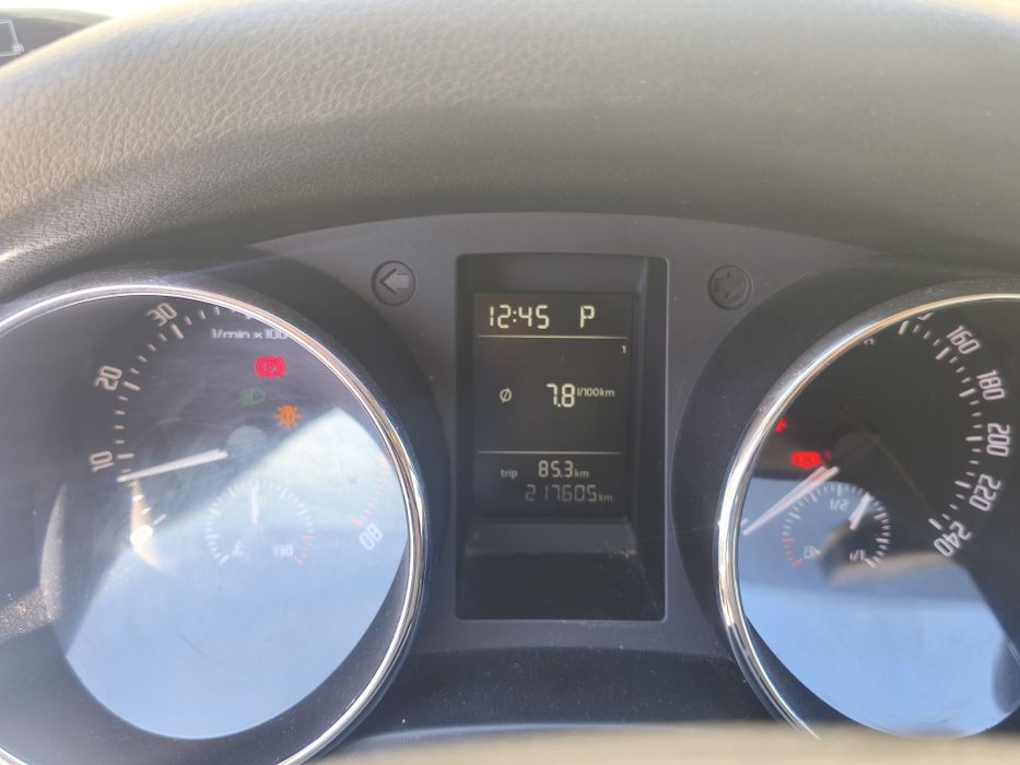 Skoda Yeti 2012 1.2аппп.офіційна
