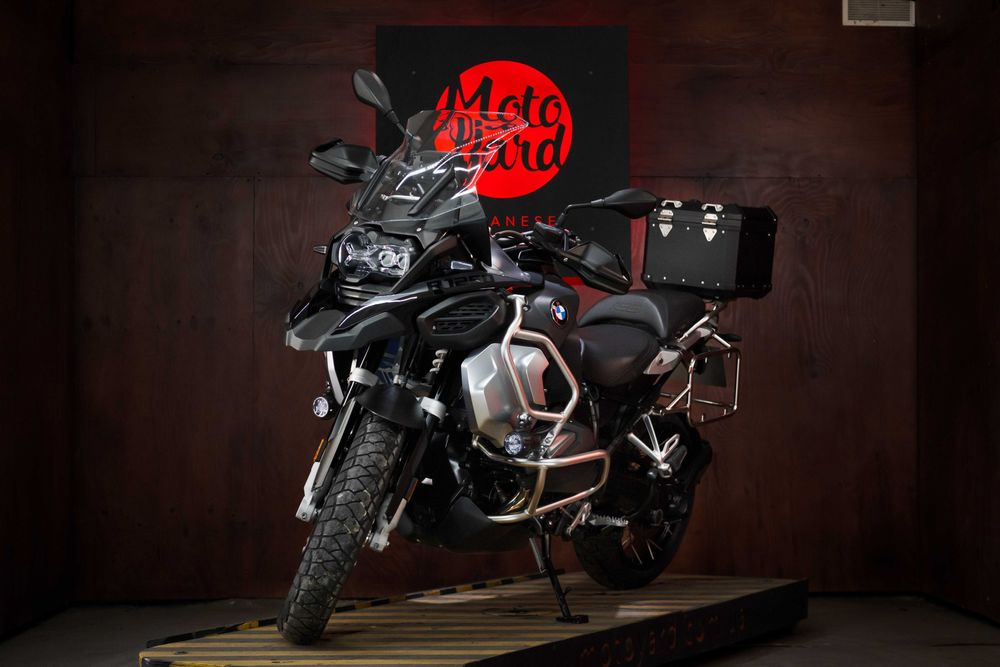 BMW R1250GS із Японії