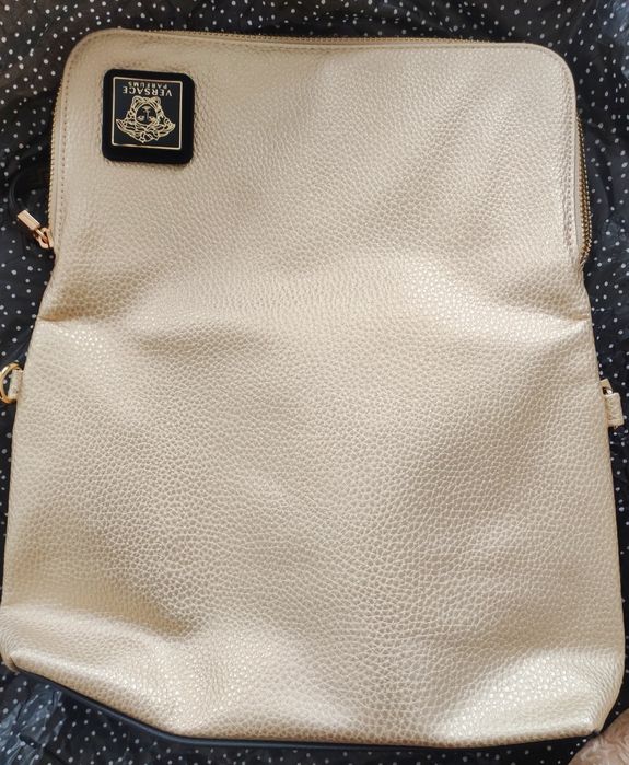 Сумка-клатч  Versace  чорна із золотом. Оригінал