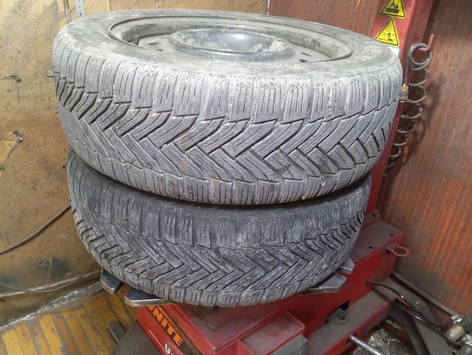 Продам зимову резину 16 радіус