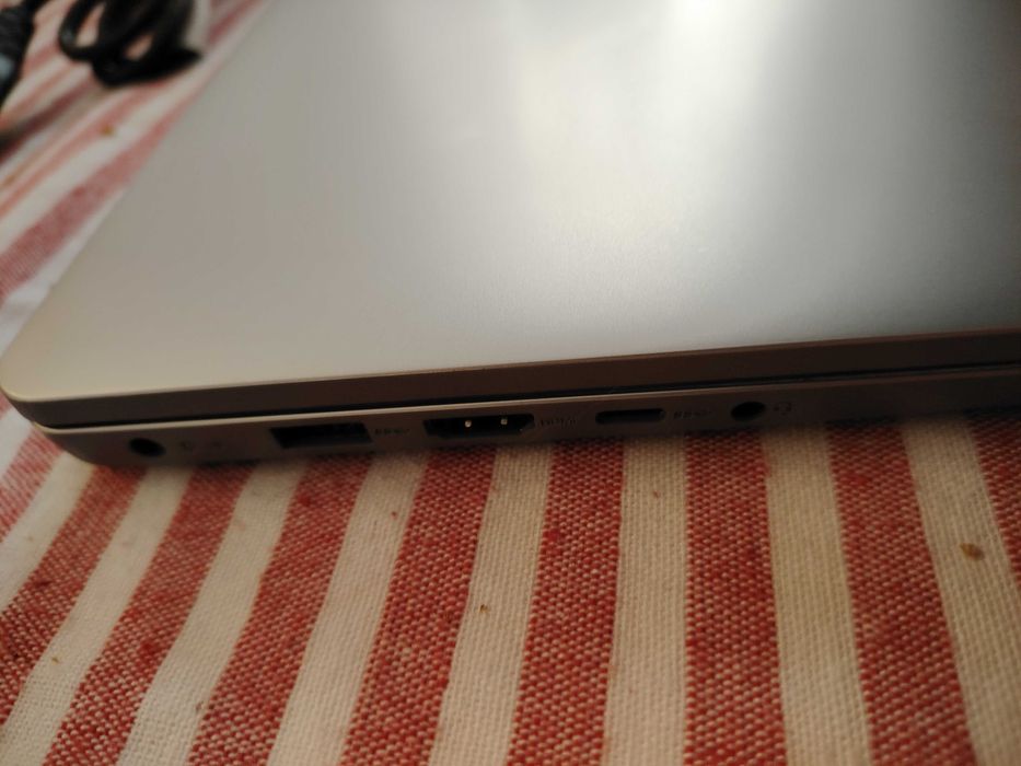 Lenovo IdeaPad 1 15AMN7 *NOVO em caixa*