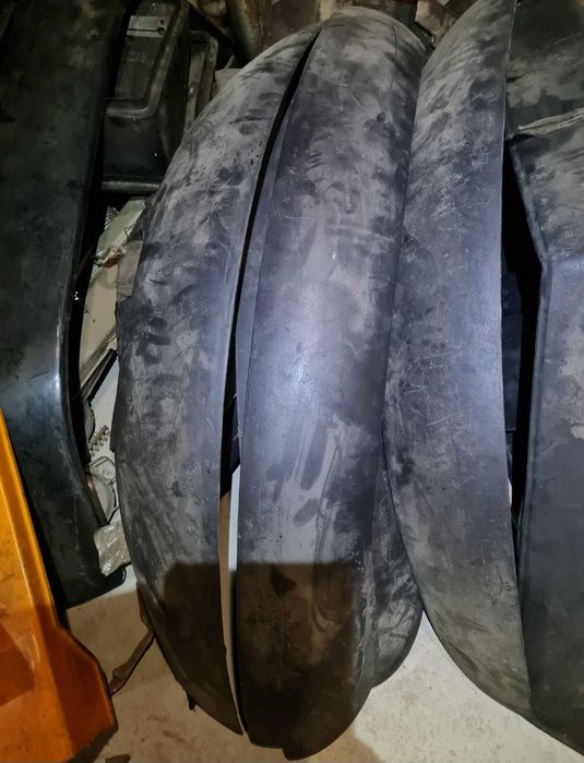 Poszerzenia błotników Deutz Fahr Claas Renault Case New Holland i inne