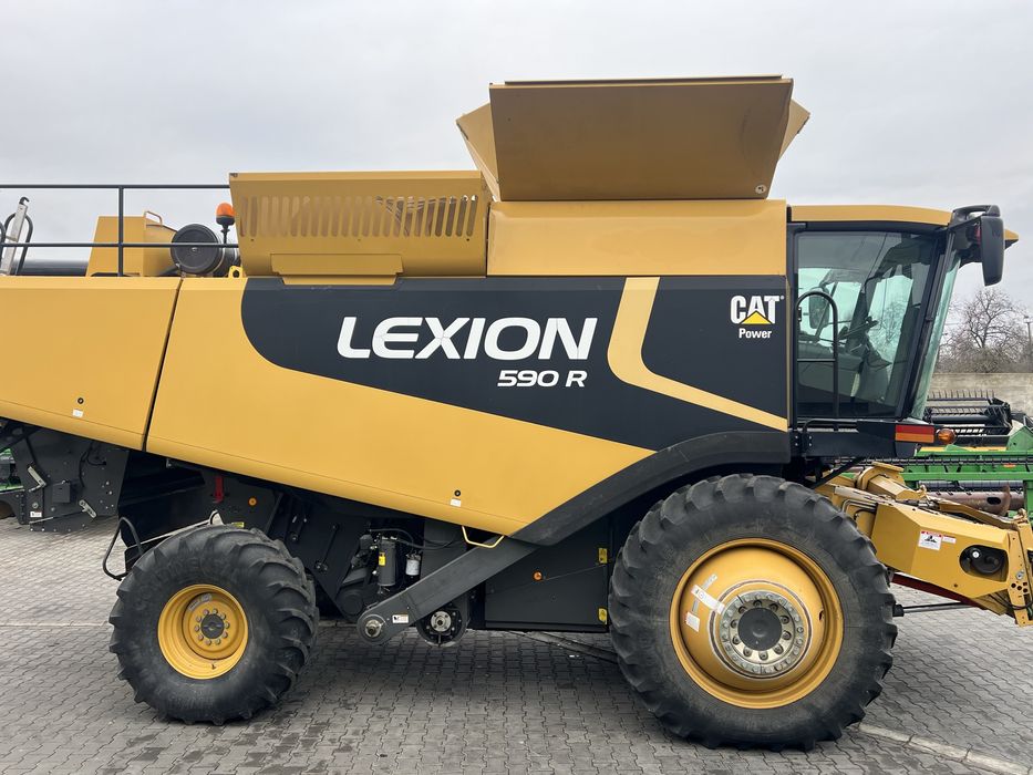 Claas Lexion cat 590r