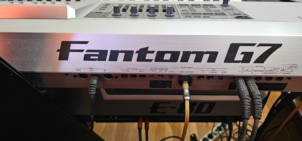 Teclados roland g7 e E80