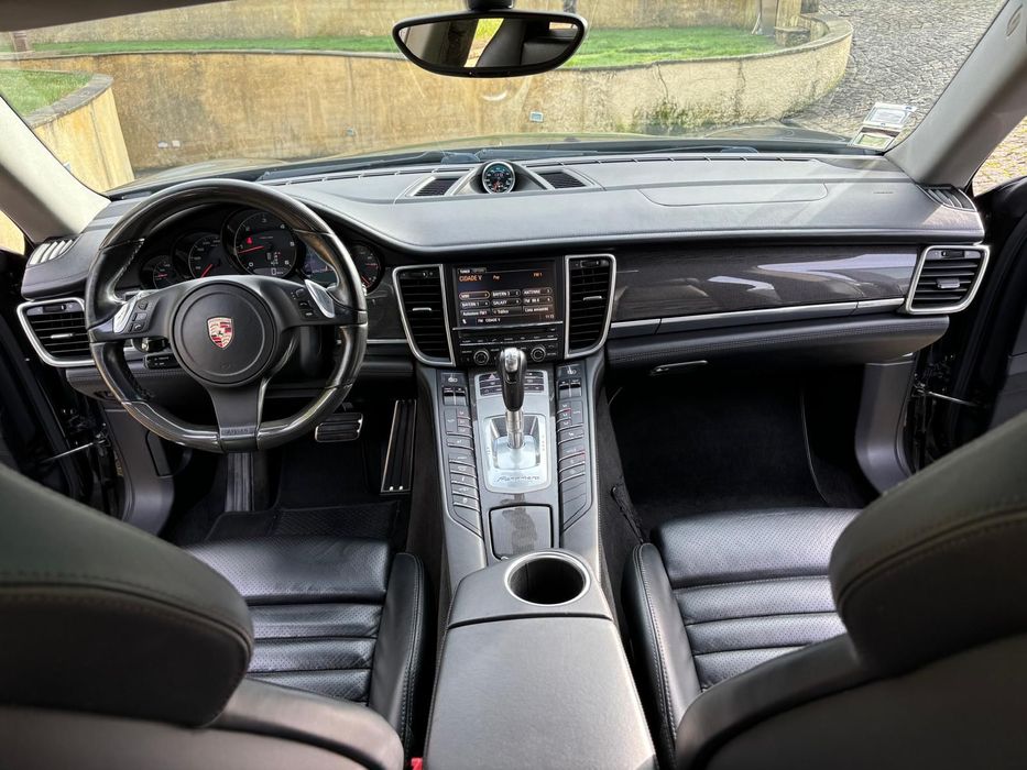 Porsche Panamera Platinum Edition