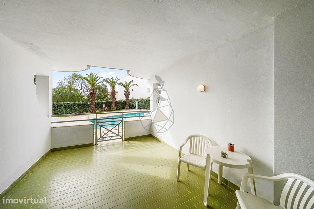 Apartamento T0 Mobilado e Equipado em Albufeira