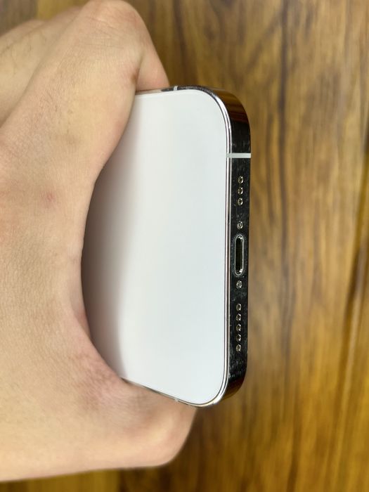 iPhone 12 Pro 128gb Silver Neverlock. Полный комплект
