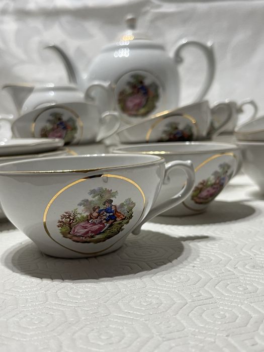 Louçarte Complete Dinnerware Set427807674047539205