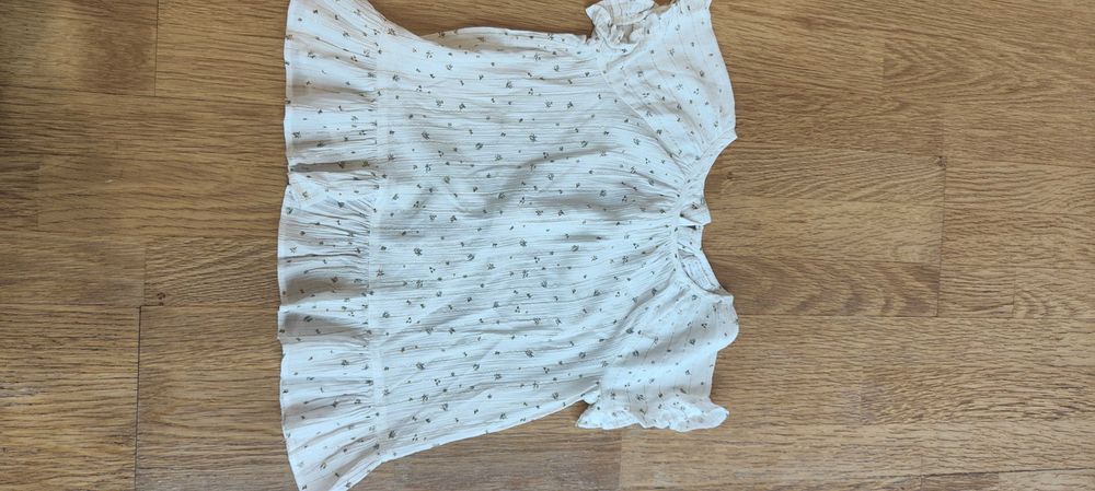 2 Blusas - 10 Anos