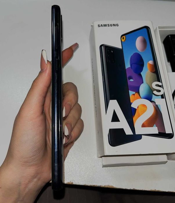 Samsung Galaxy A21s com ecrã novo e acessórios originais