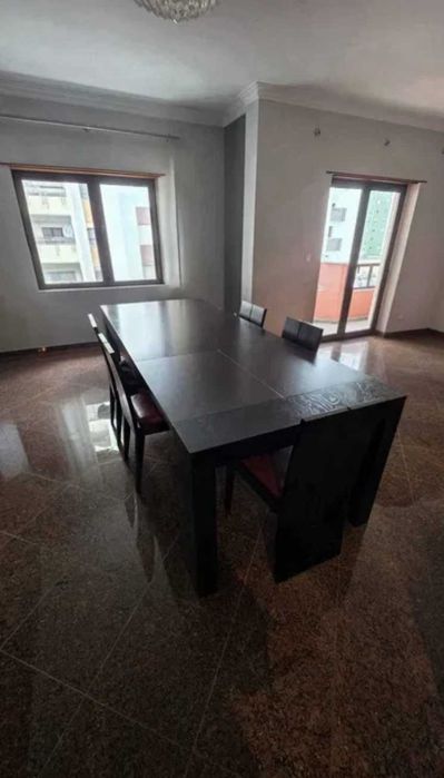Mesa jantar extensível madeira maciça + 6 cadeiras (Liga Mobiliário)