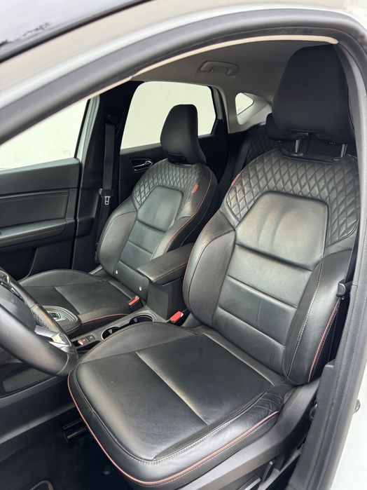 Renault Captur Plug-In Hybrid E-Tech 160 Initiale Paris – 2021