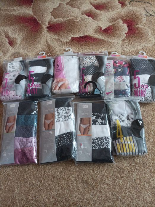 Труси жіночі різних розмірів і  різних цін різних цін