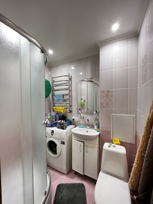 В Продаже 2 к к 8 Марта / Г. Петровой