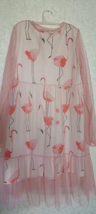 Плаття святкове в ідеальному стані