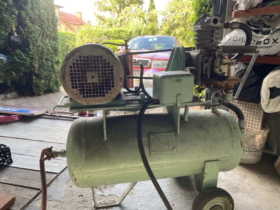 Sprezarka powietrza używana 1420 obr/ min 400 V