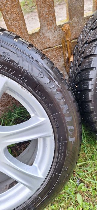 Opony Dunlop zimowe 225/55 r17 Run Flat z alufelgami BMW