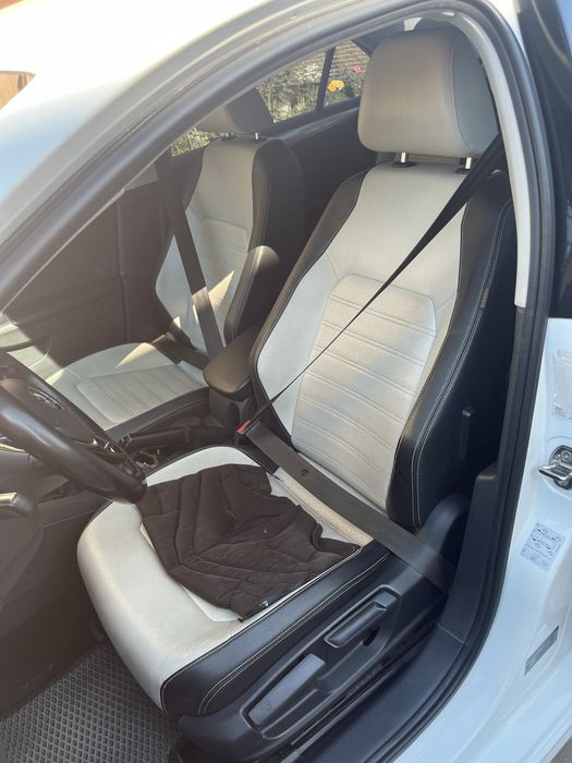 Volksvagen jetta 1.6 TDI 2016р офіційна