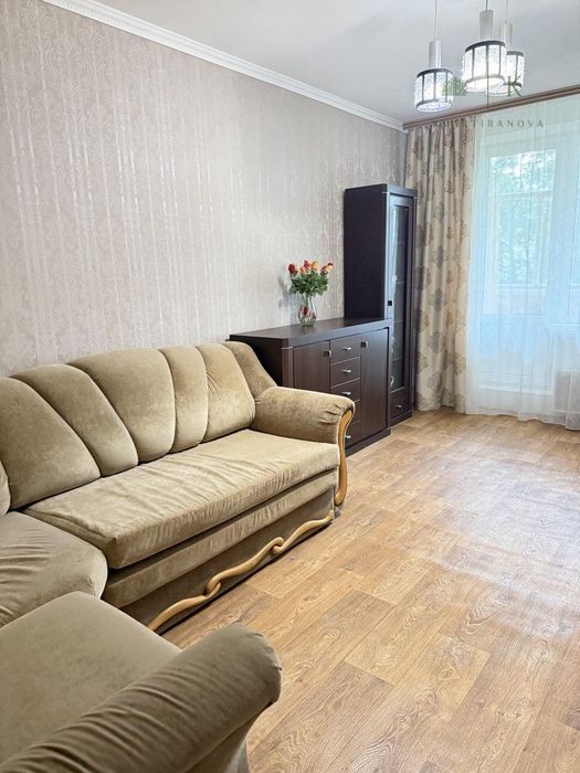 Сертификат Продам 3к квартиру с ремонтом, у порога метро Студенческая