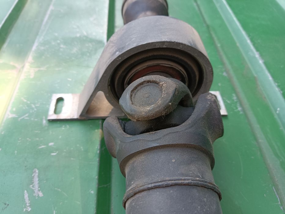 Кардан Mersedes E C class A2124102016