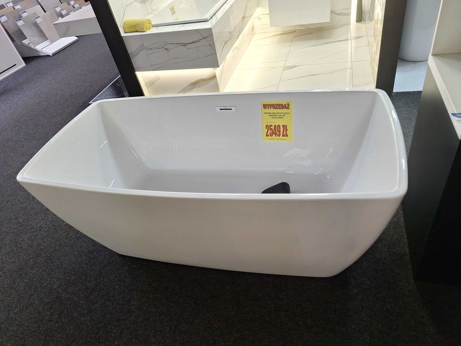 Wanna akrylowa wolnostojąca biała prostokątna - 150 cm+ zagłówek