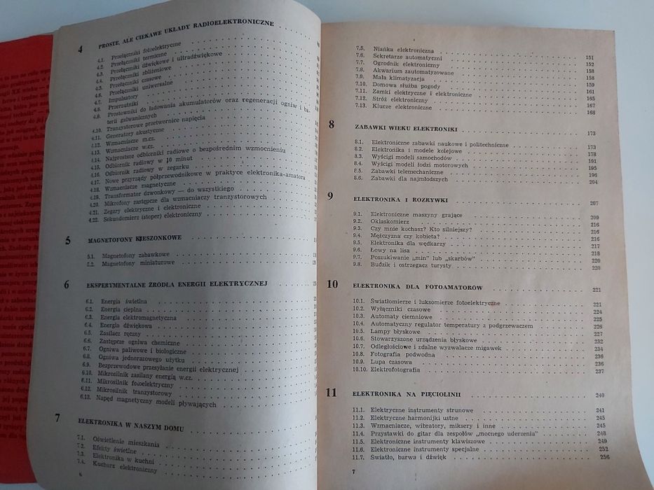 Nowoczesne zabawki elektronika w domu pracy szkole Wojciechowski 1976