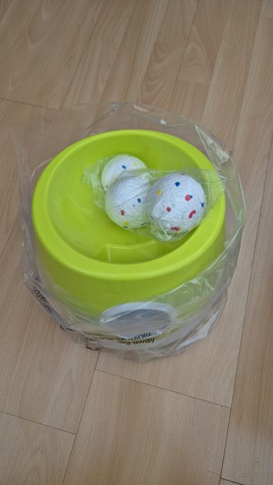 Wyrzutnia piłek dla piesków