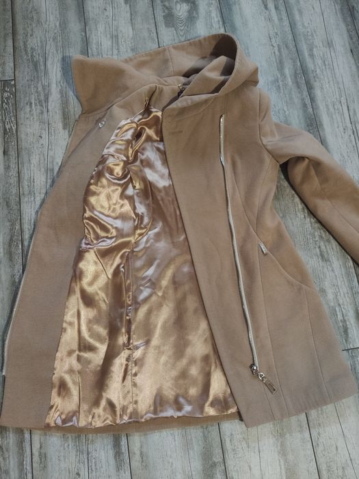 Пальто жіноче демісезон, пальто бежеве, розмір 42 (S)