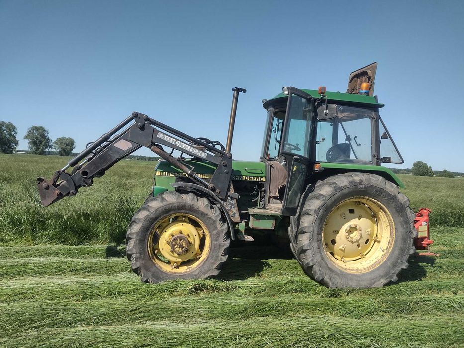 Ciągnik rolniczy John Deere 2140