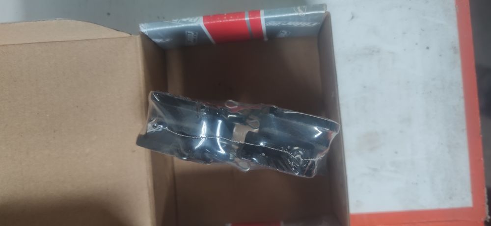 Задні гальмівні колодки на Passat b5+