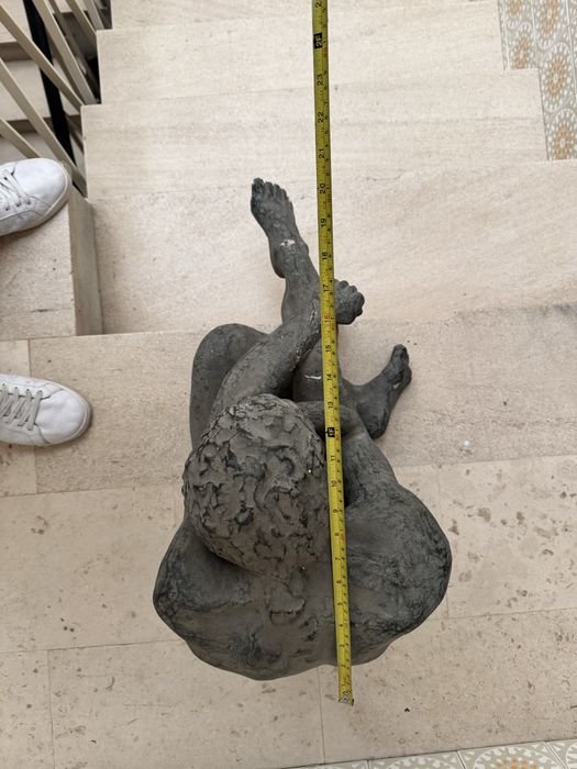 Escultura estátua  homem pensativo decorativa grande figura sentada estilo artístico
