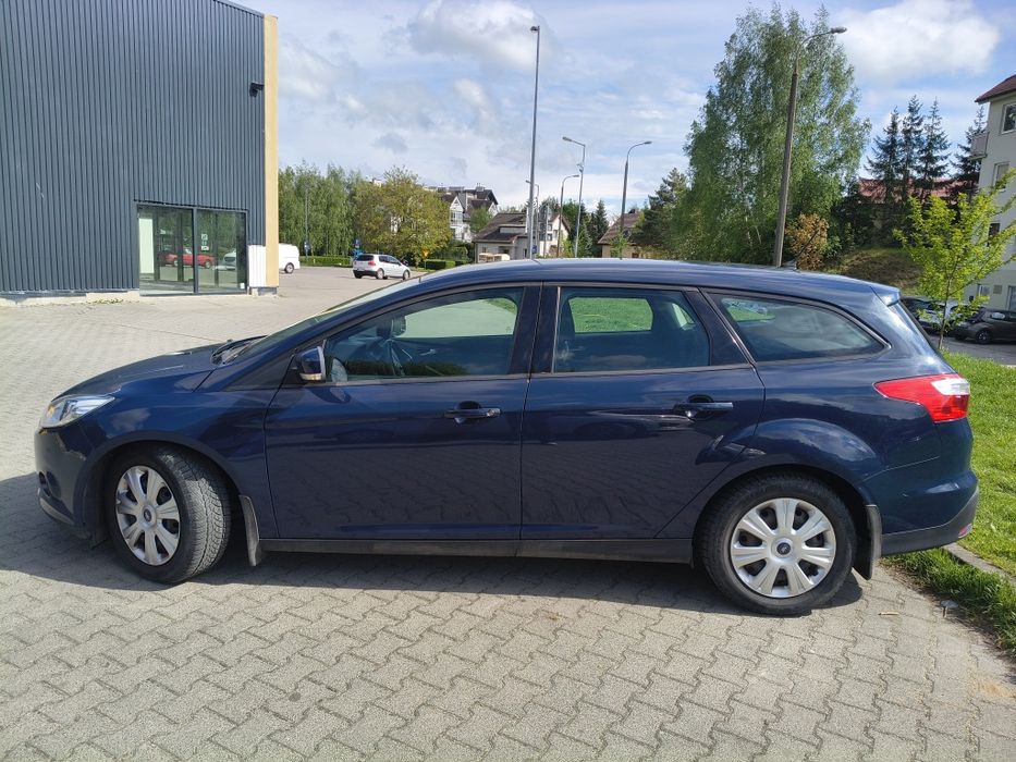 Sprzedam rodzinny samochód w idealnym stanie