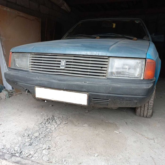 Автомобіль Москвич 2141