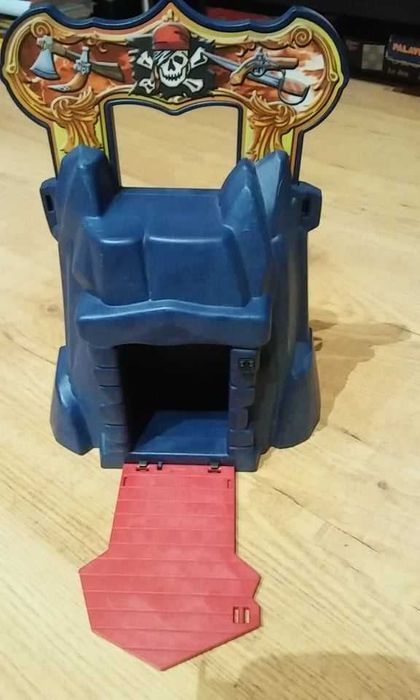 Pirate Cave - Playmobil64752409176578123