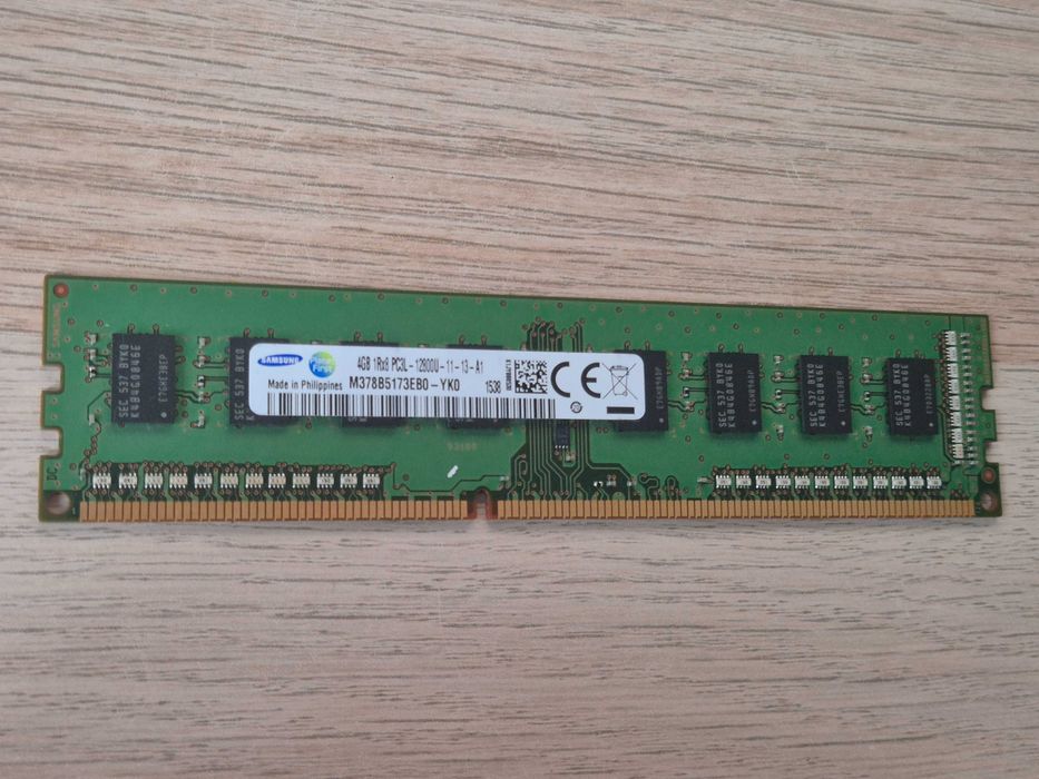 Zestaw pamięci RAM DDR3 do PC – mix marek