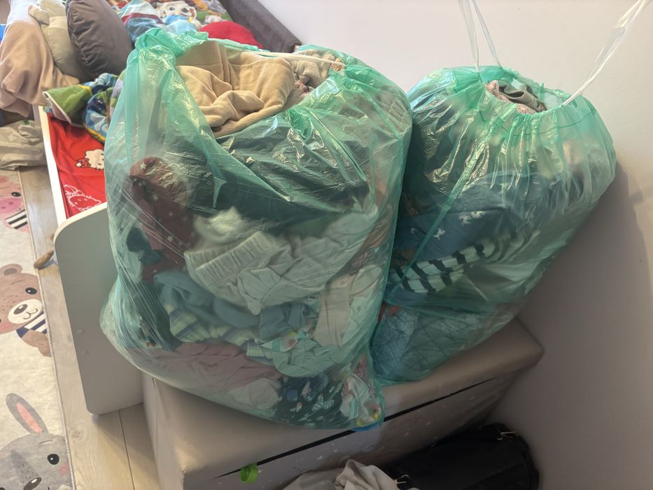 Paka dwa worki ubranek